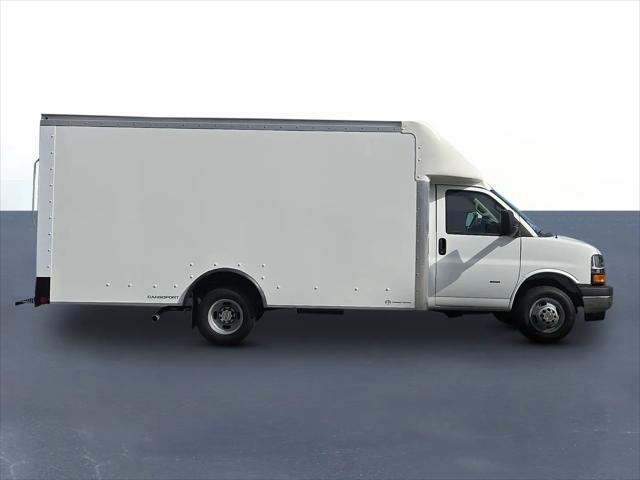 2025 Chevrolet Express Cutaway Work Van