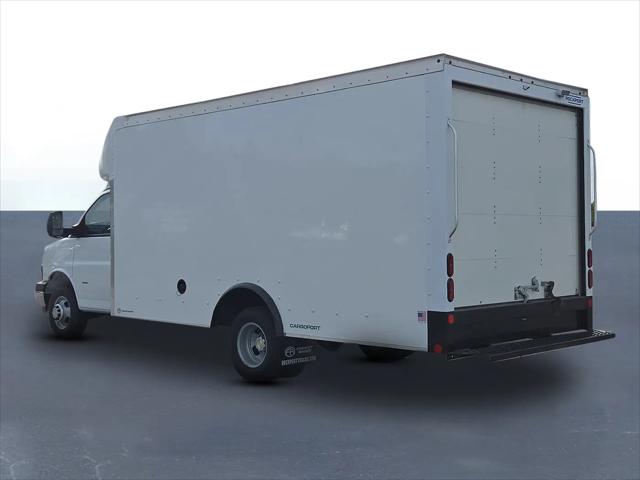 2025 Chevrolet Express Cutaway Work Van