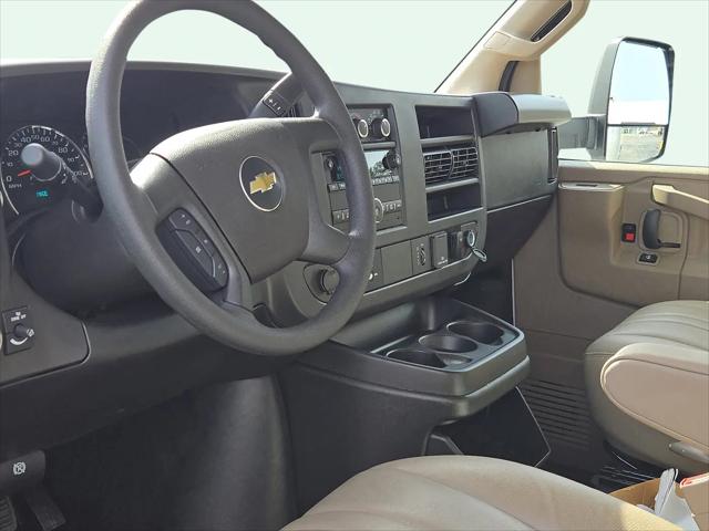 2025 Chevrolet Express Cutaway Work Van