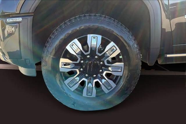 2026 GMC Sierra 2500HD Crew Cab, Standard Bed, Denali, 4WD