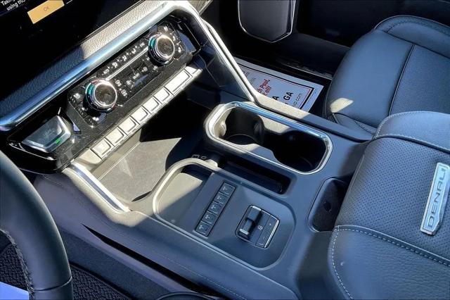 2026 GMC Sierra 2500HD Crew Cab, Standard Bed, Denali, 4WD