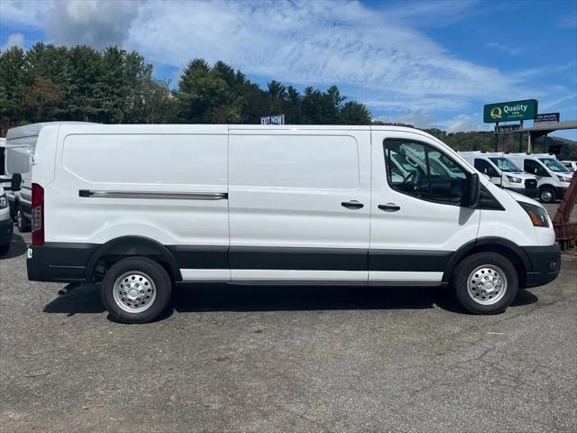 2025 Ford Transit Cargo Van T-150