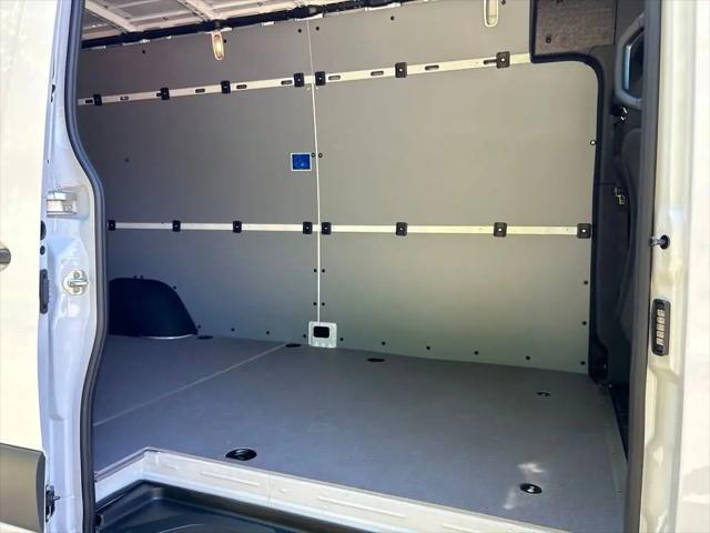 2024 Mercedes-Benz Sprinter 2500 High Roof 4-Cyl Diesel HO