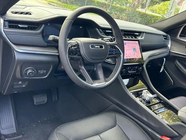 2025 Jeep Grand Cherokee L Overland 4x4