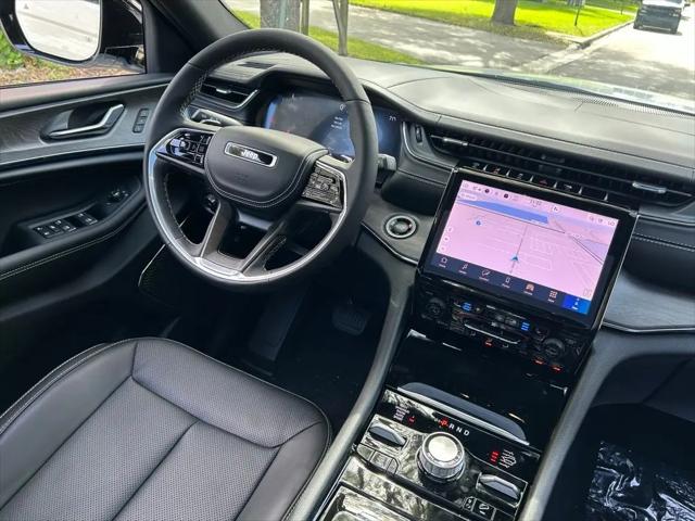 2025 Jeep Grand Cherokee L Overland 4x4