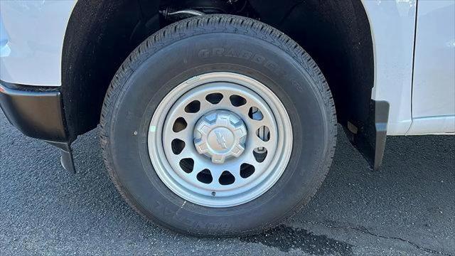 2026 Chevrolet Silverado 1500 4WD Regular Cab Long Bed WT