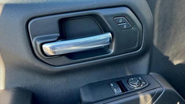 2026 Chevrolet Silverado 1500 4WD Regular Cab Long Bed WT
