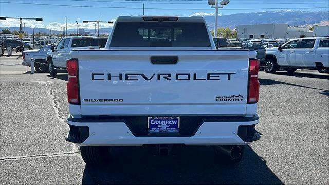 2026 Chevrolet Silverado 2500HD Crew Cab, Standard Bed, High Country, 4WD