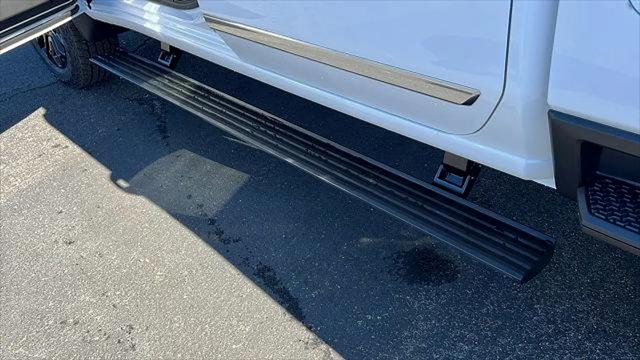 2026 Chevrolet Silverado 2500HD Crew Cab, Standard Bed, High Country, 4WD