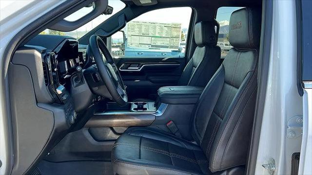 2026 Chevrolet Silverado 2500HD Crew Cab, Standard Bed, High Country, 4WD