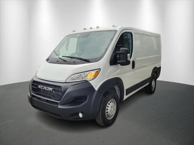 2026 Ram ProMaster Cargo Van Tradesman Low Roof 118" WB w/Pass Seat