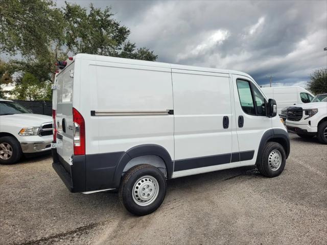 2026 Ram ProMaster Cargo Van Tradesman Low Roof 118" WB w/Pass Seat