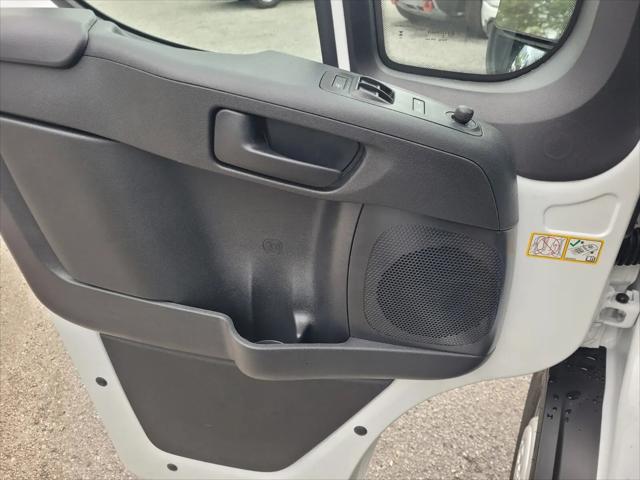 2026 Ram ProMaster Cargo Van Tradesman Low Roof 118" WB w/Pass Seat