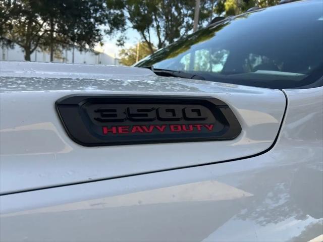 2024 Ram 3500 Tradesman/SLT/Laramie/Limited