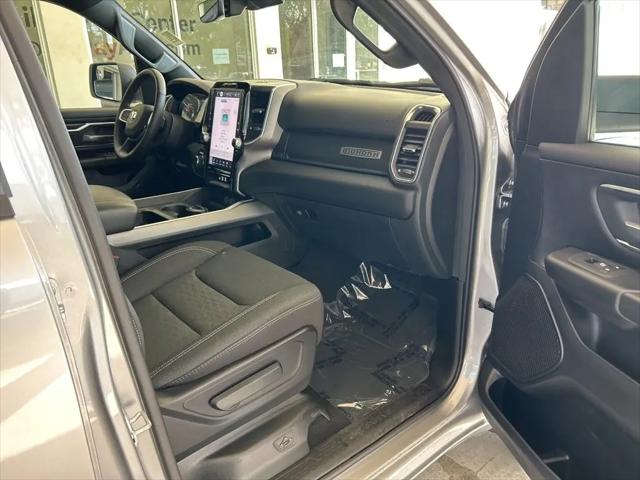 2025 Ram 1500 Big Horn Crew Cab 4x4 57 Box