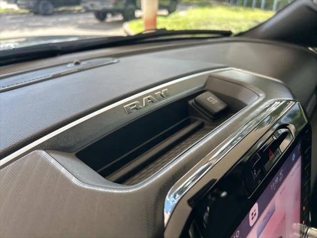 2025 Ram 1500 Big Horn Crew Cab 4x4 57 Box