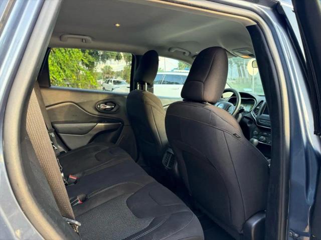 2019 Jeep Cherokee Latitude FWD