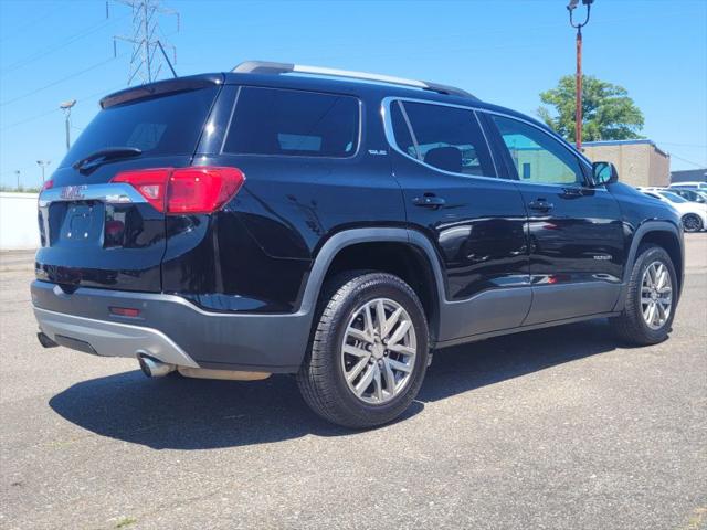 2017 GMC Acadia SLE-2