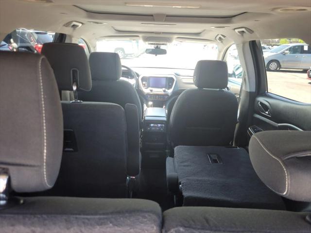 2017 GMC Acadia SLE-2