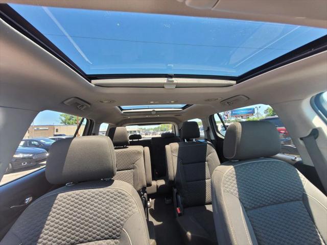 2017 GMC Acadia SLE-2