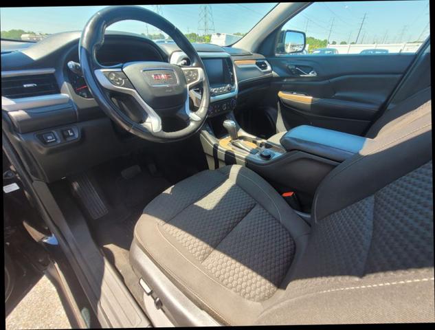 2017 GMC Acadia SLE-2