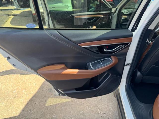 2022 Subaru Outback Touring XT