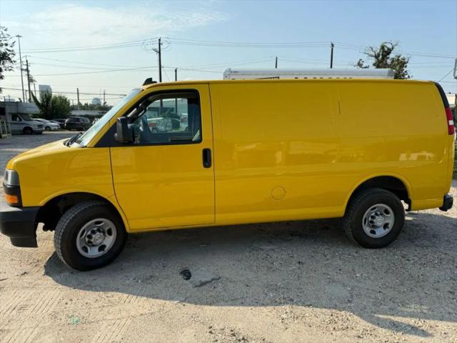 2022 Chevrolet Express Cargo Van RWD 2500 Regular Wheelbase WT