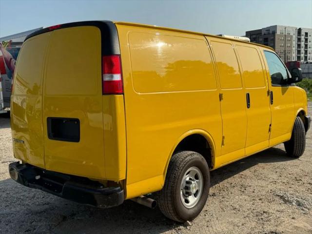 2022 Chevrolet Express Cargo Van RWD 2500 Regular Wheelbase WT