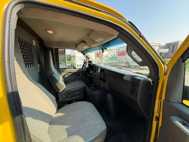 2022 Chevrolet Express Cargo Van RWD 2500 Regular Wheelbase WT