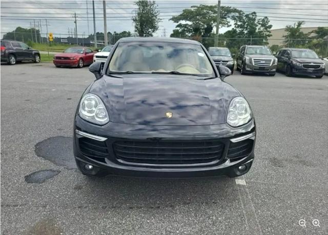 2016 Porsche Cayenne Base