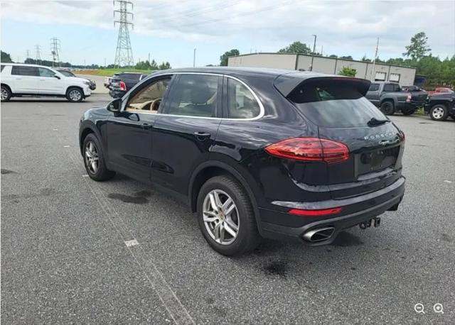 2016 Porsche Cayenne Base