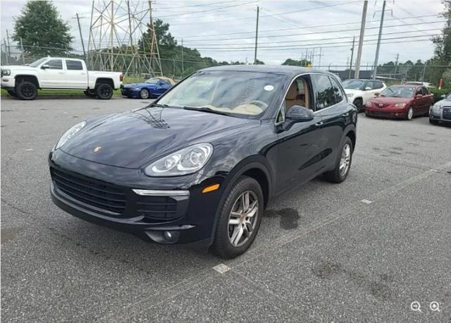 2016 Porsche Cayenne Base