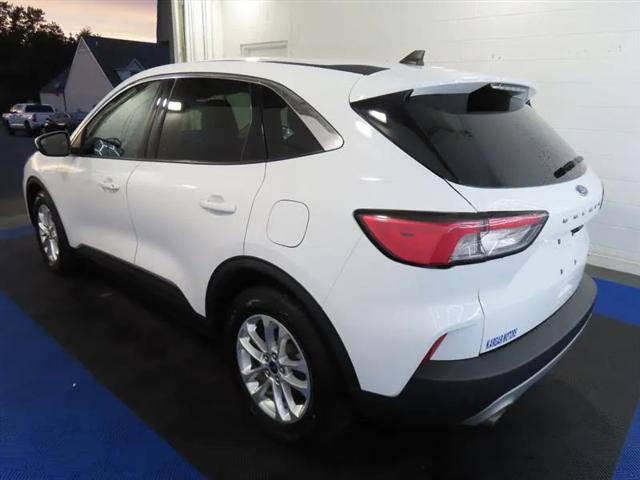 2021 Ford Escape SE Hybrid