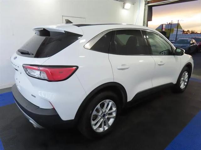 2021 Ford Escape SE Hybrid