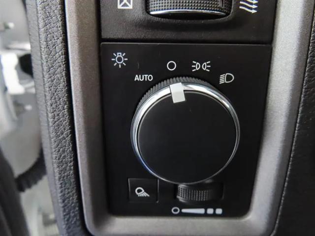 2022 Ram 1500 Classic Tradesman Crew Cab 4x4 5'7" Box