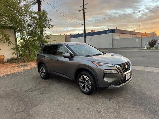 2021 Nissan Rogue SV FWD