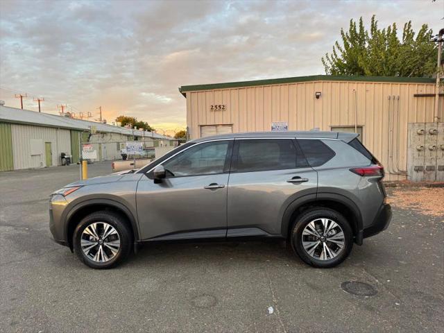 2021 Nissan Rogue SV FWD