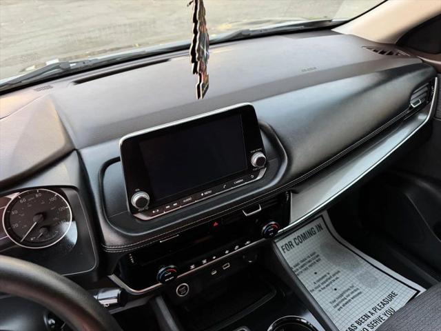 2021 Nissan Rogue SV FWD