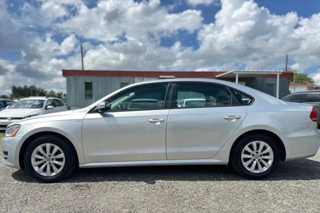 2015 Volkswagen Passat 1.8T Wolfsburg Edition