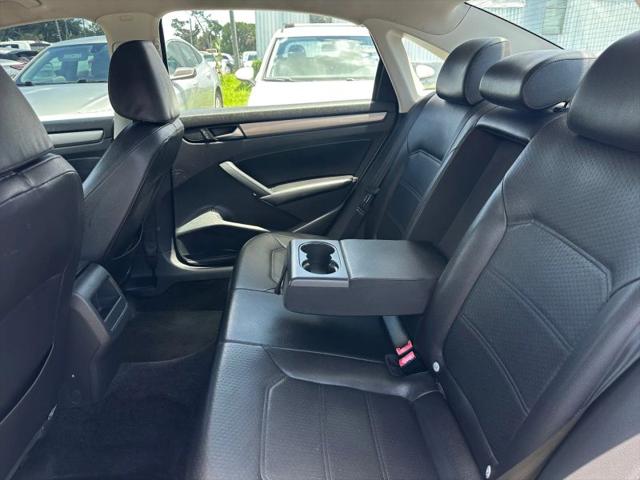 2015 Volkswagen Passat 1.8T Wolfsburg Edition