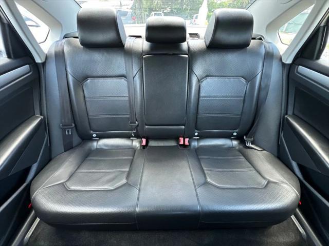 2015 Volkswagen Passat 1.8T Wolfsburg Edition