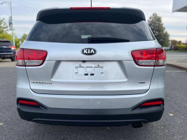 2017 Kia Sorento 2.4L LX