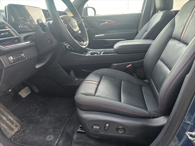 2025 Chevrolet Traverse AWD RS