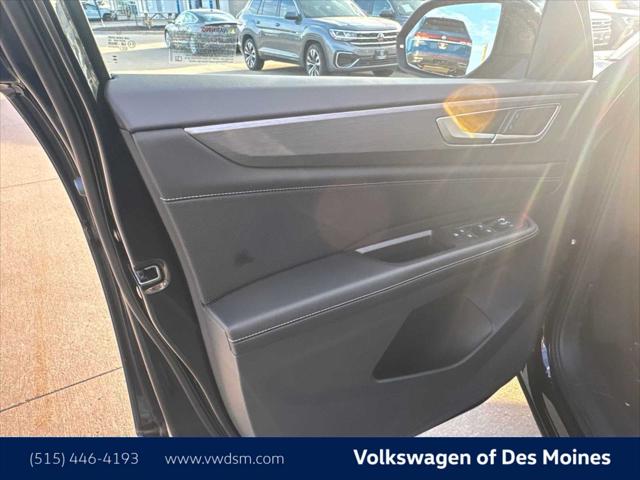 2026 Volkswagen Atlas Cross Sport 2.0T SE