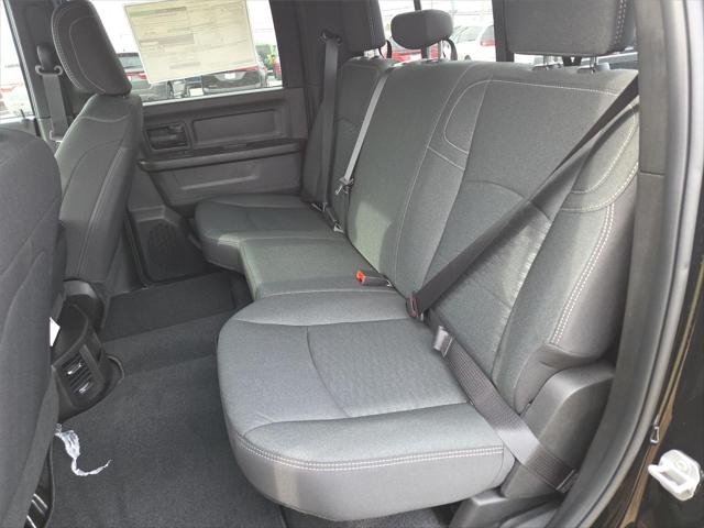2026 Ram 2500 Black Express Crew Cab 4x4 8 Box