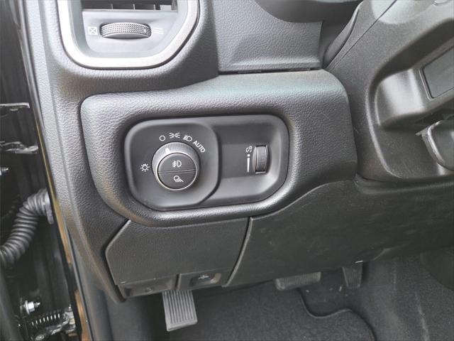 2026 Ram 2500 Black Express Crew Cab 4x4 8 Box
