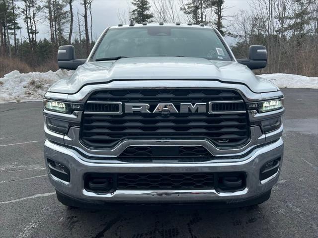 2026 RAM Ram 3500 Chassis Cab RAM 3500 TRADESMAN CHASSIS REGULAR CAB 4X4 84 CA