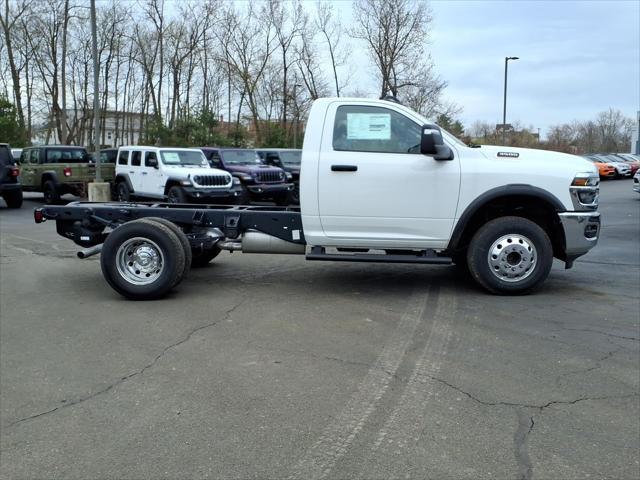 2026 RAM Ram 3500 Chassis Cab RAM 3500 TRADESMAN CHASSIS REGULAR CAB 4X4 60 CA