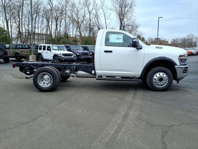 2026 RAM Ram 3500 Chassis Cab RAM 3500 TRADESMAN CHASSIS REGULAR CAB 4X4 60 CA