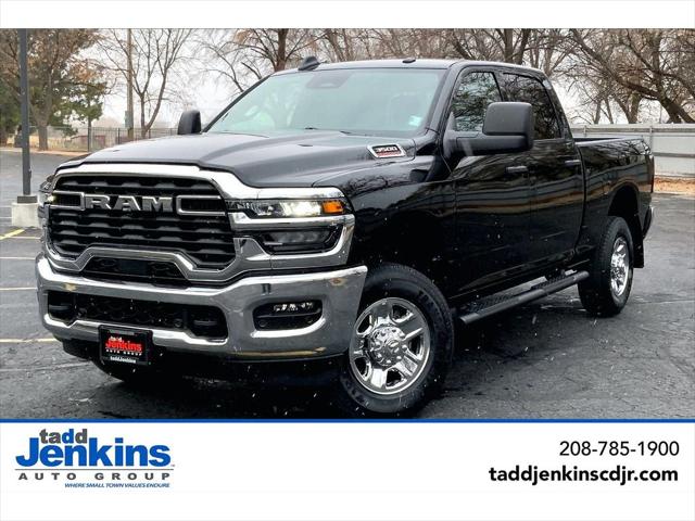 2026 RAM Ram 3500 RAM 3500 TRADESMAN CREW CAB 4X4 64 BOX